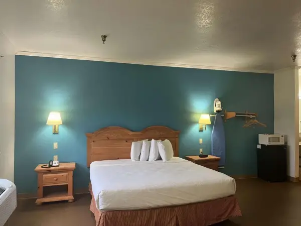 Motel 6 Portland, IN 4